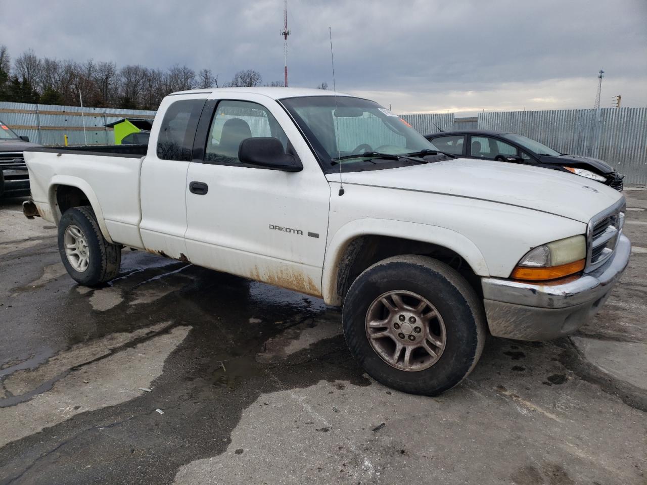 2001 Dodge Dakota - Image 4