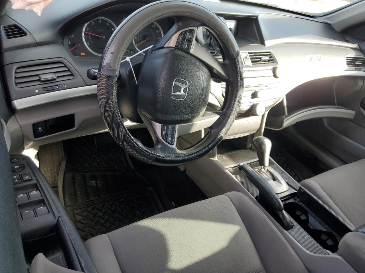 2011 Honda Accord - Image 8