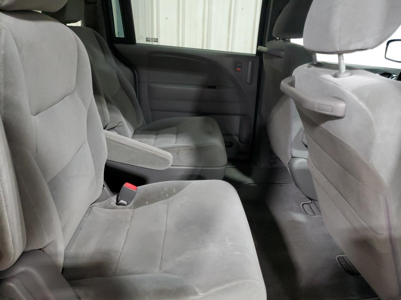2009 Honda Odyssey - Image 11