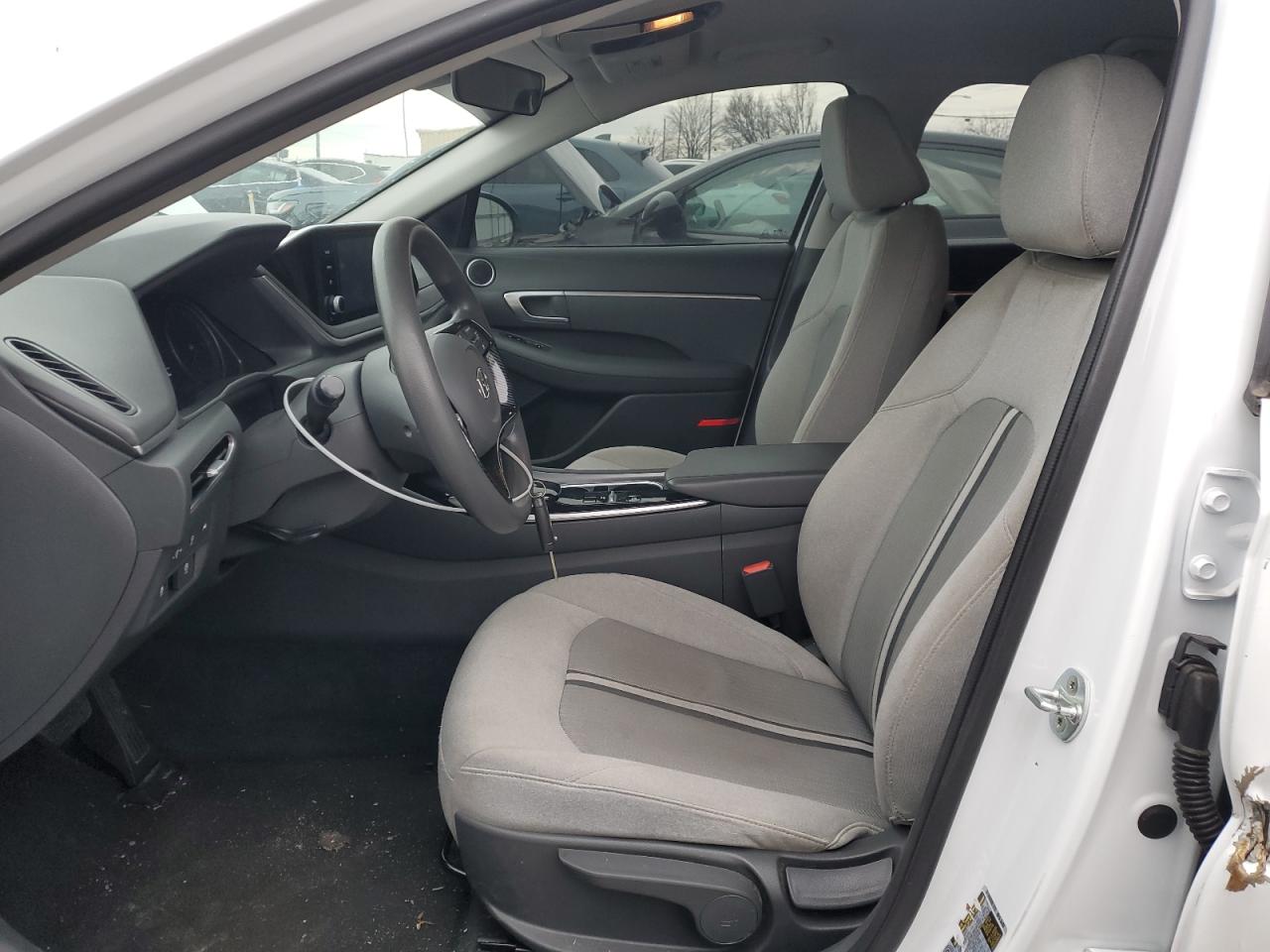 2021 Hyundai Sonata - Image 7
