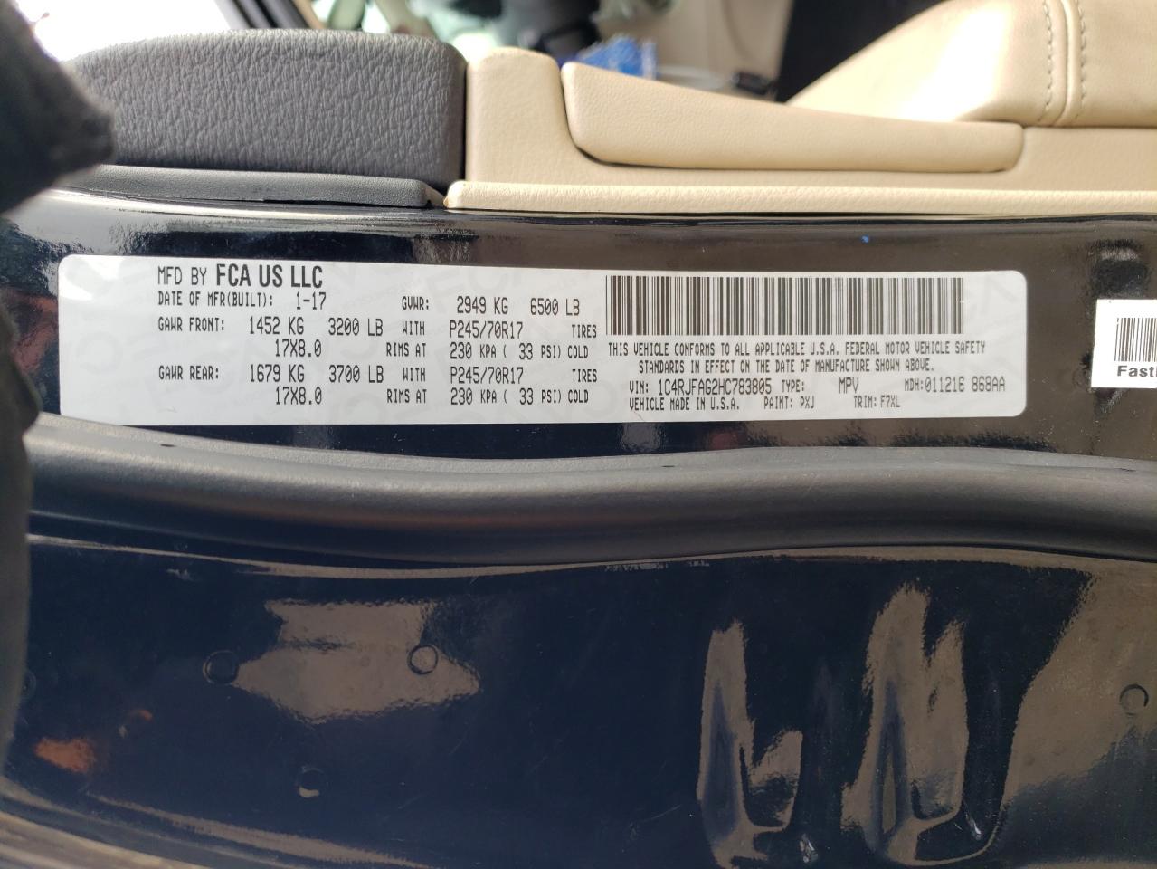 2017 Jeep Grand Cherokee - Image 15