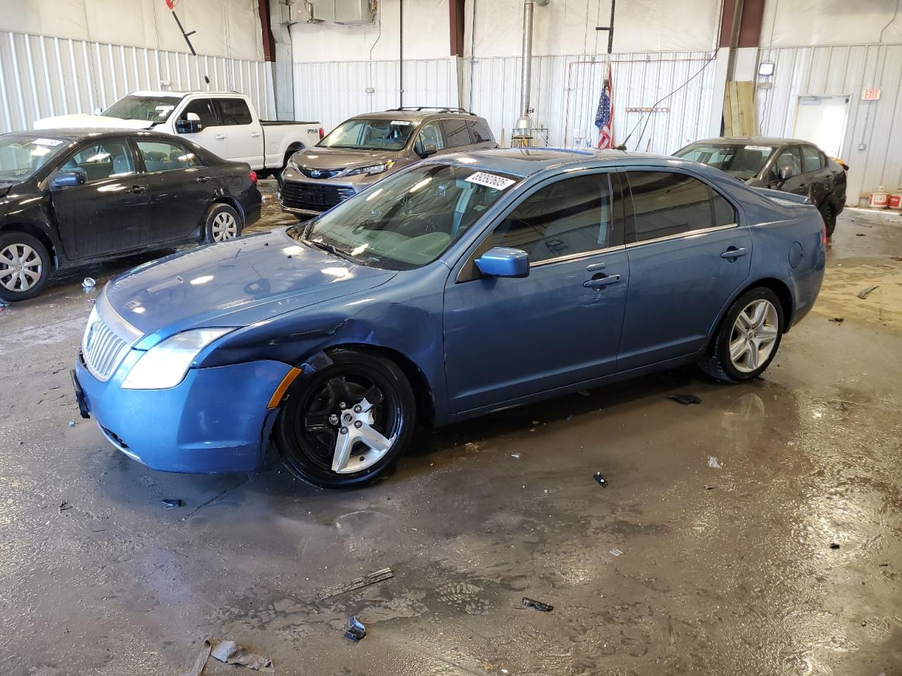 2010 Mercury Milan - Image 1