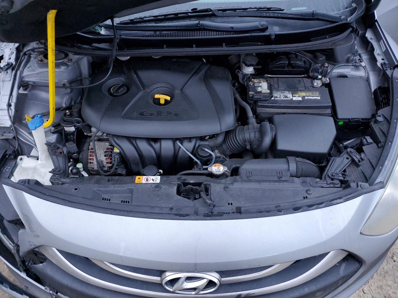 2015 Hyundai Elantra - Image 11