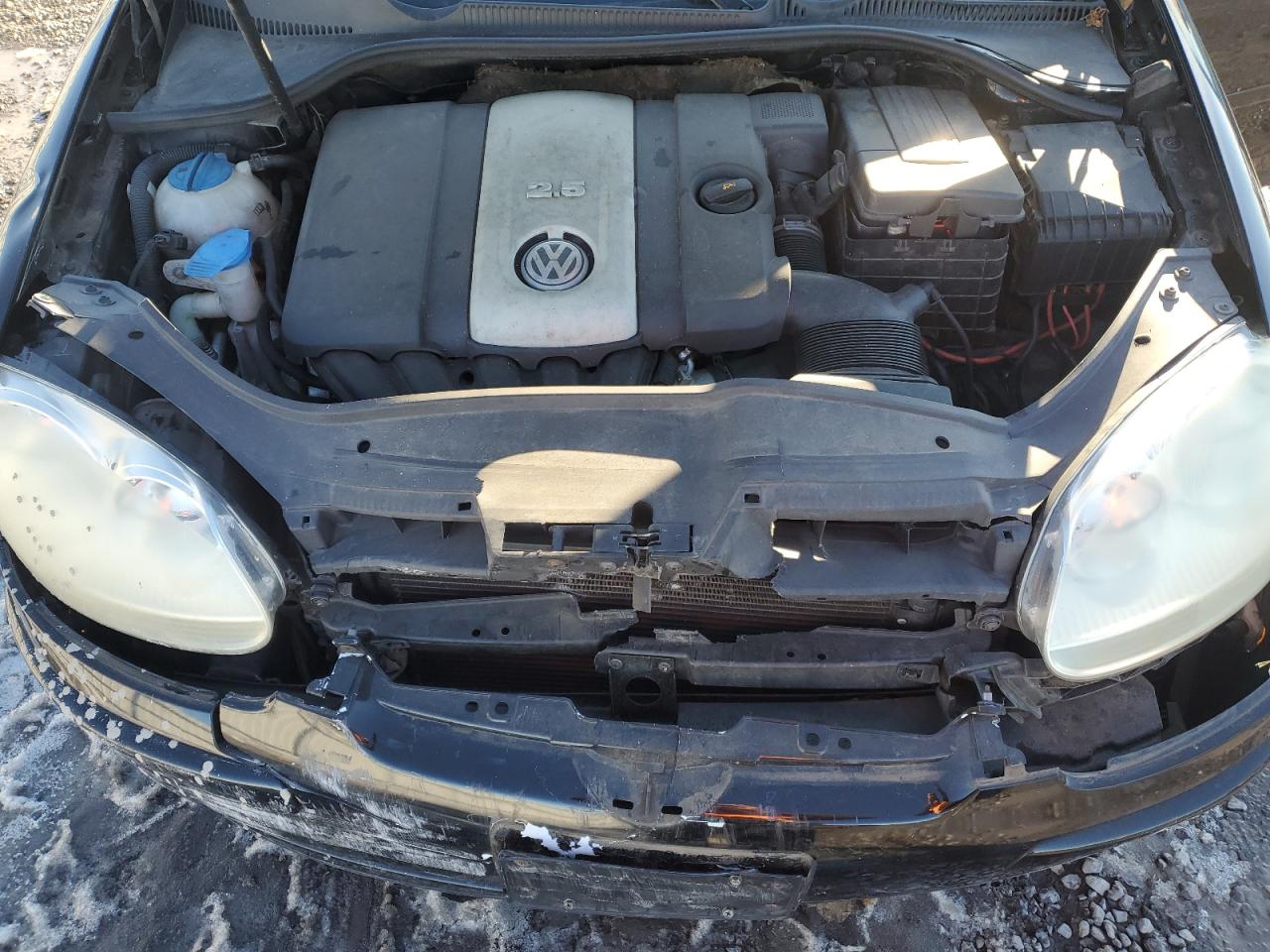 2006 Volkswagen Golf - Image 11