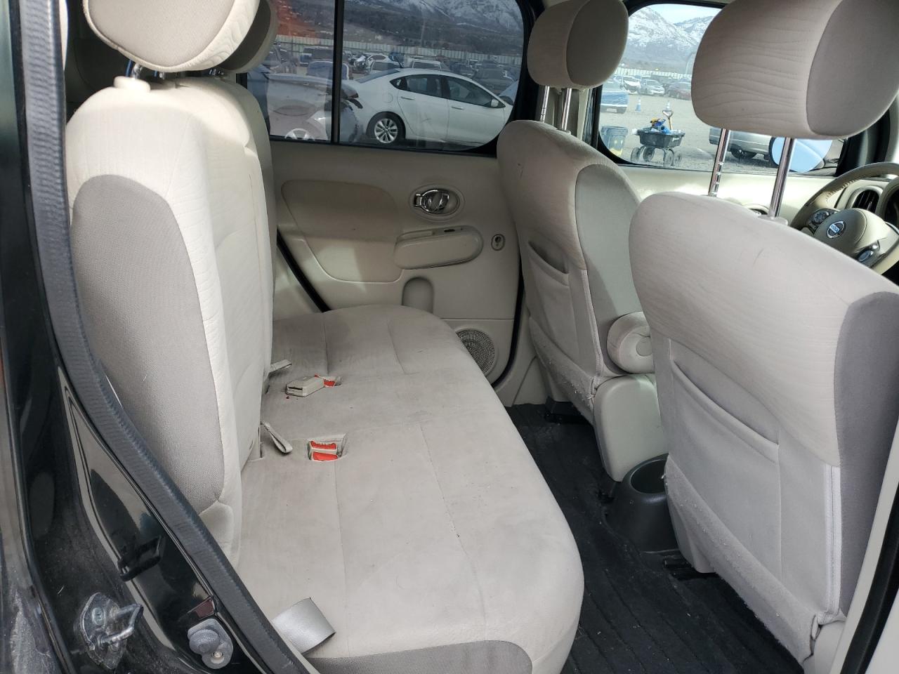 2009 Nissan Cube - Image 11