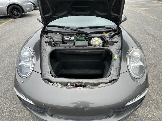 Кабриолеты PORSCHE 911 2015 Серый