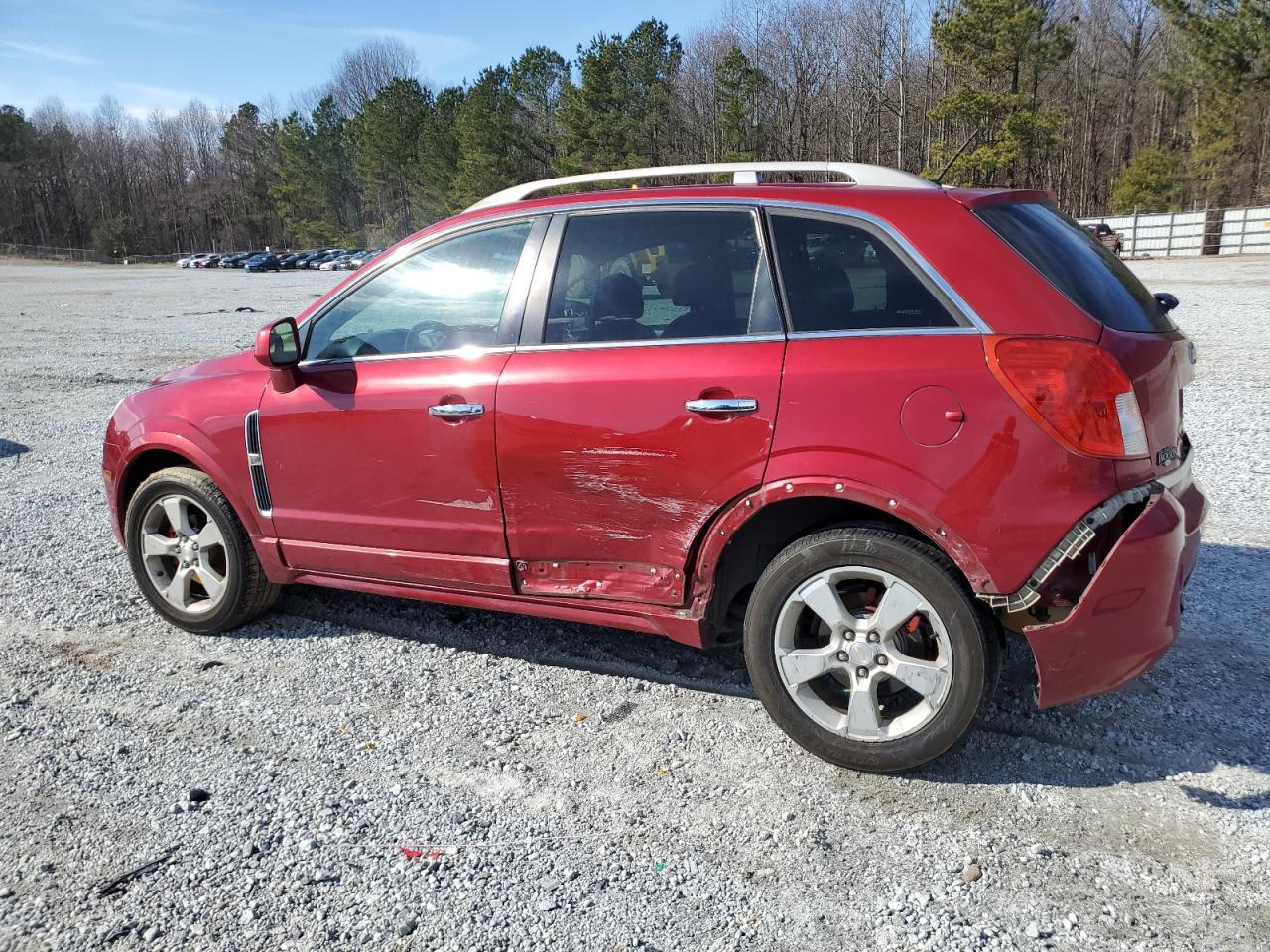 2014 Chevrolet Captiva - Image 2