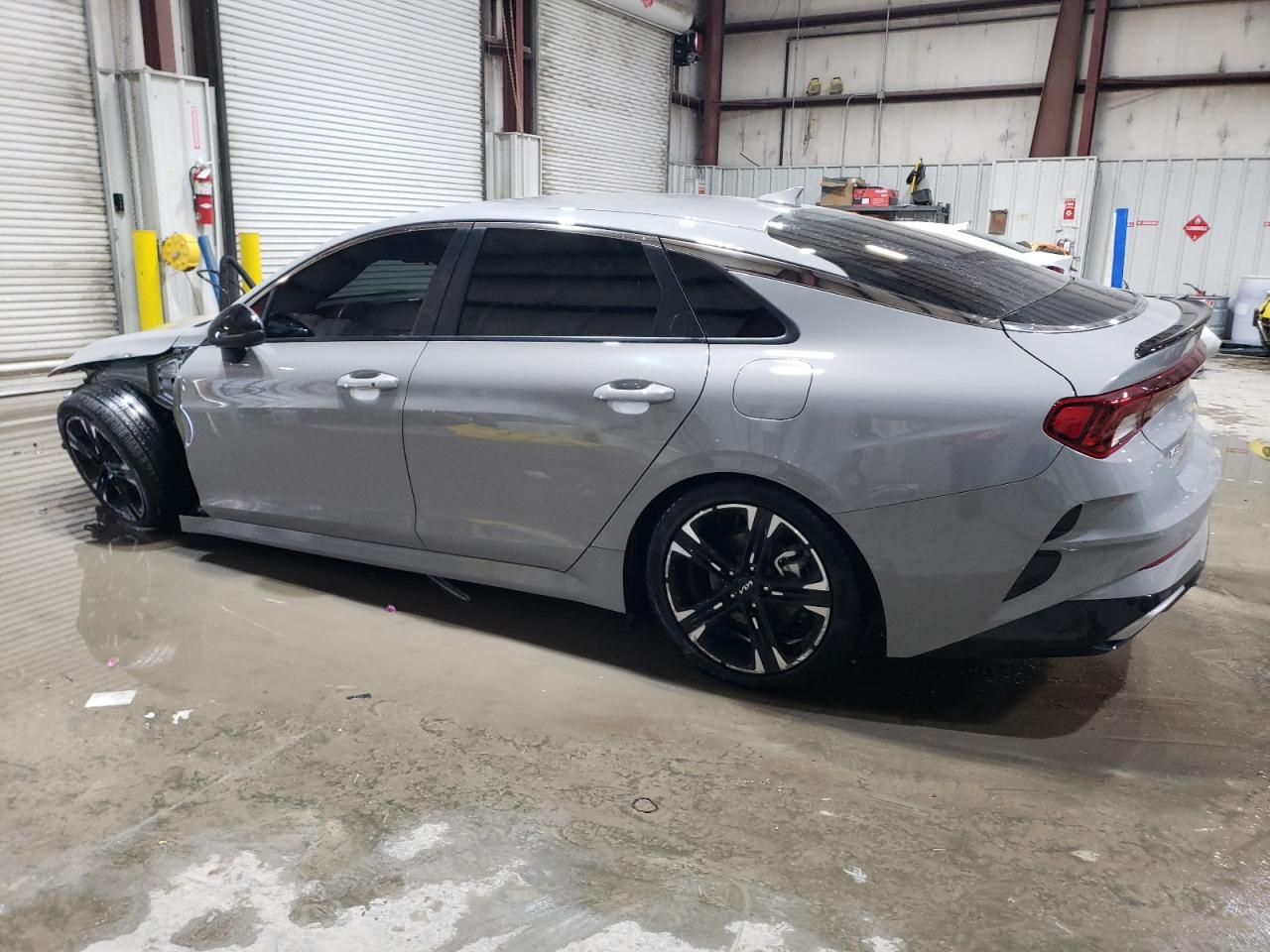 2024 Kia K5 - Image 2