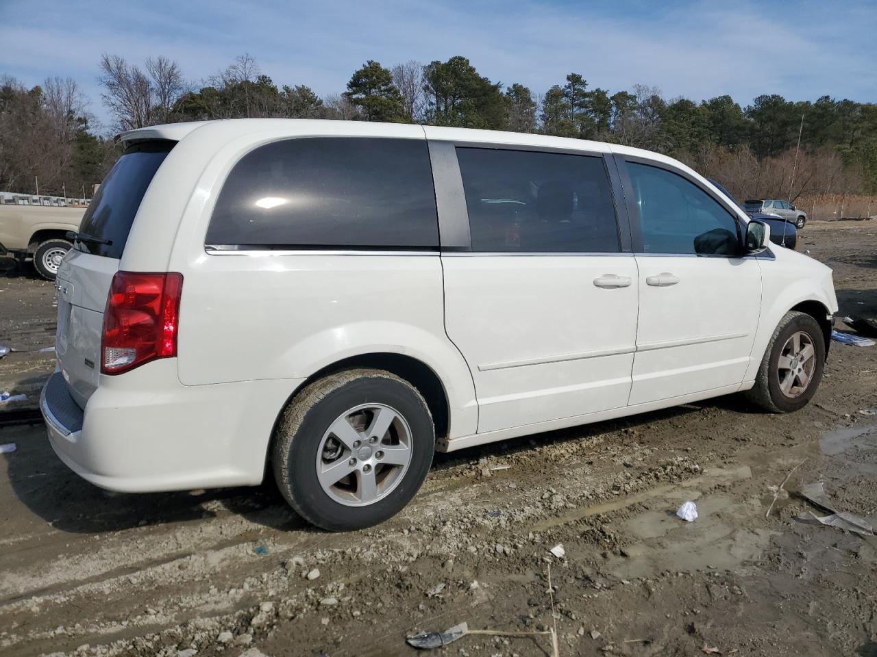 2012 Dodge Caravan - Image 3