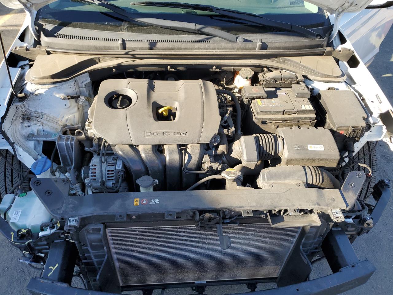 2019 Hyundai Elantra - Image 11