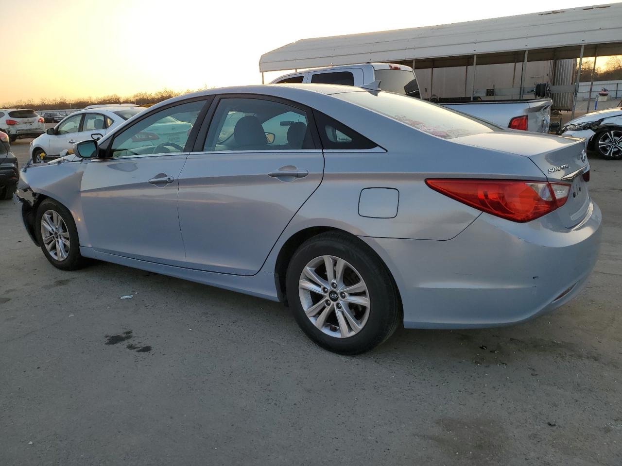2013 Hyundai Sonata - Image 2