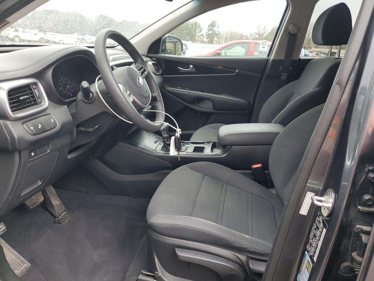 2020 Kia Sorento - Image 7