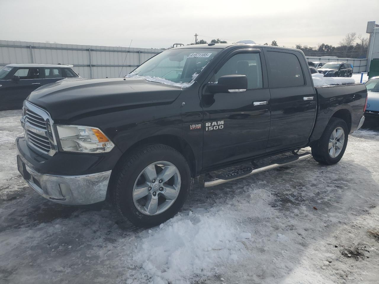 VIN 3C6RR7LT0FG598422 2015 RAM 1500 no.1