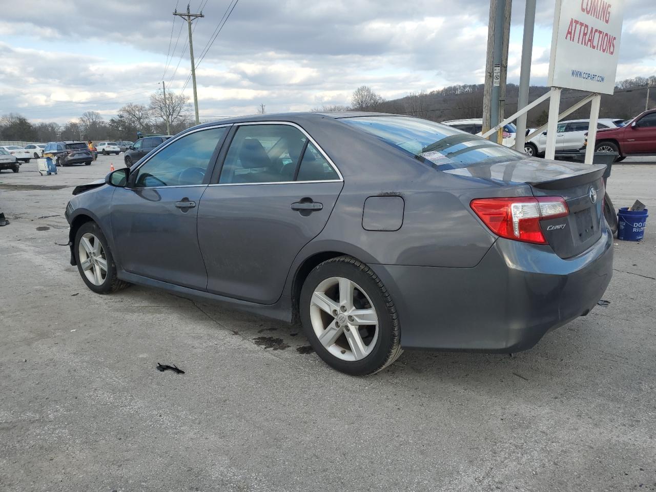 2014 Toyota Camry - Image 2