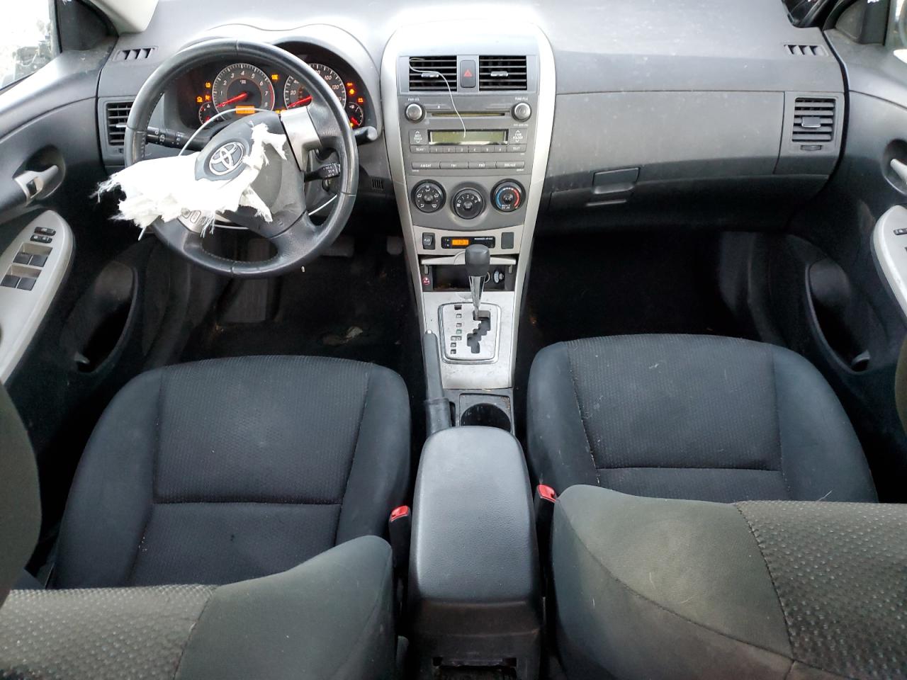 2010 Toyota Corolla - Image 8