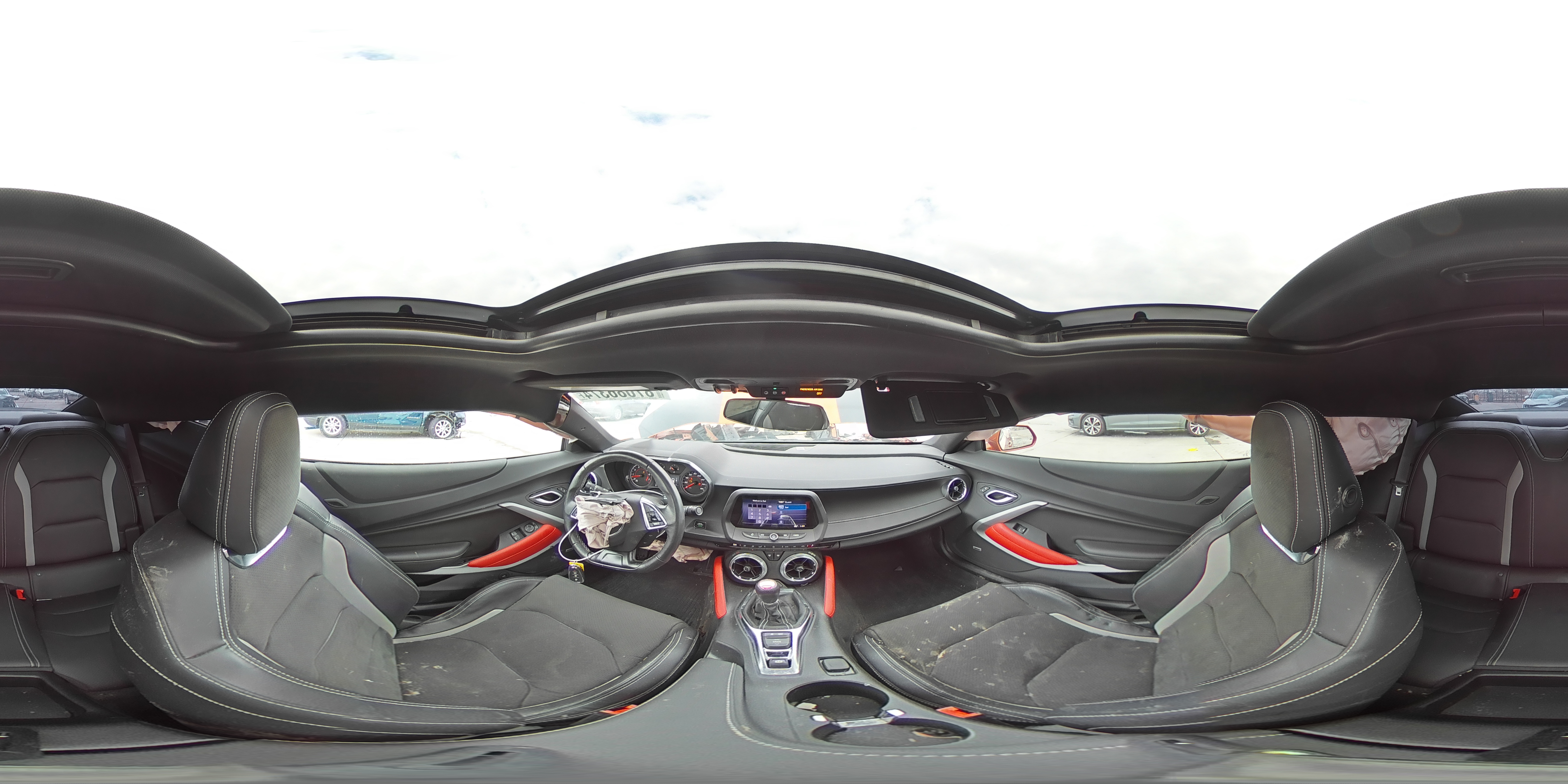 2023 Chevrolet Camaro - Image 15