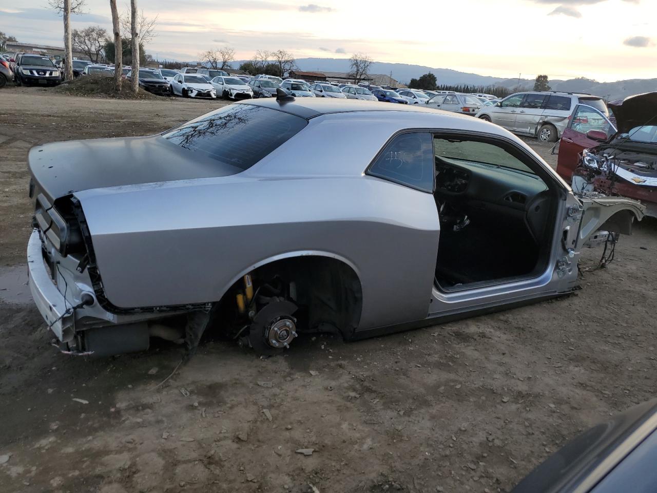 2016 Dodge Challenger - Image 3