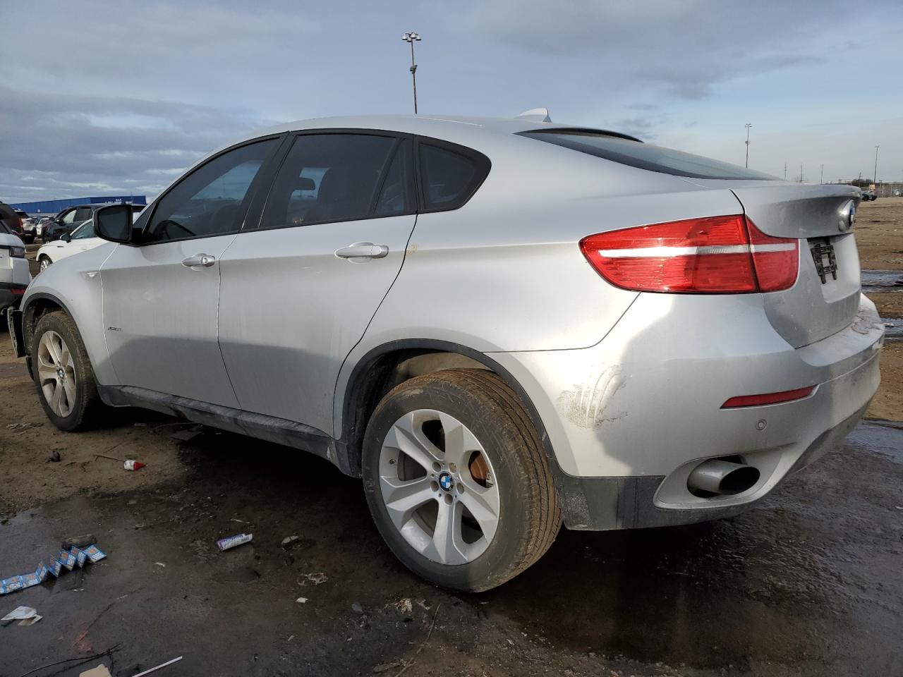 2011 BMW X6 - Image 2