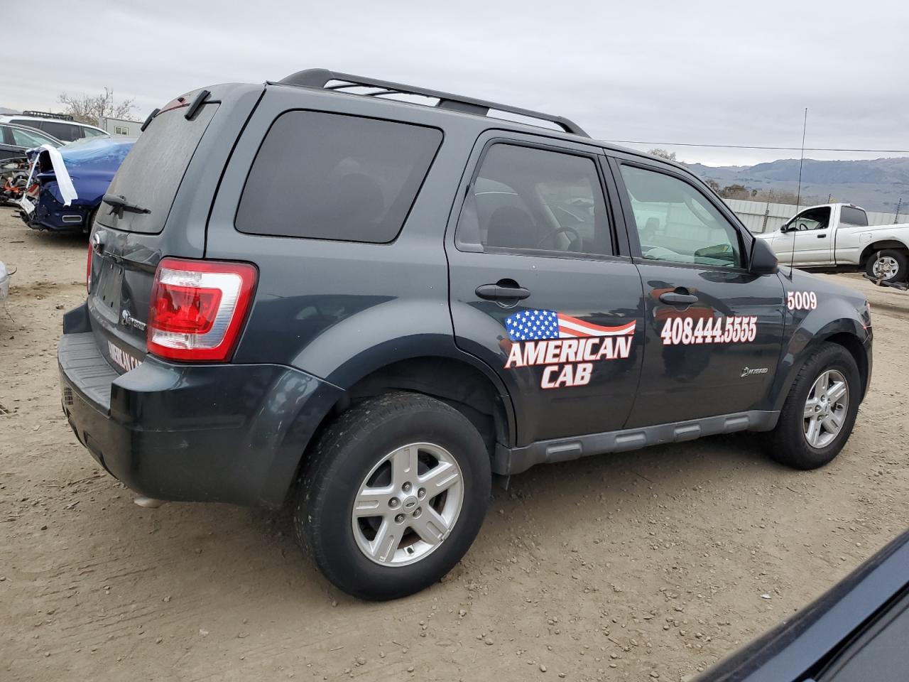 2009 Ford Escape - Image 3