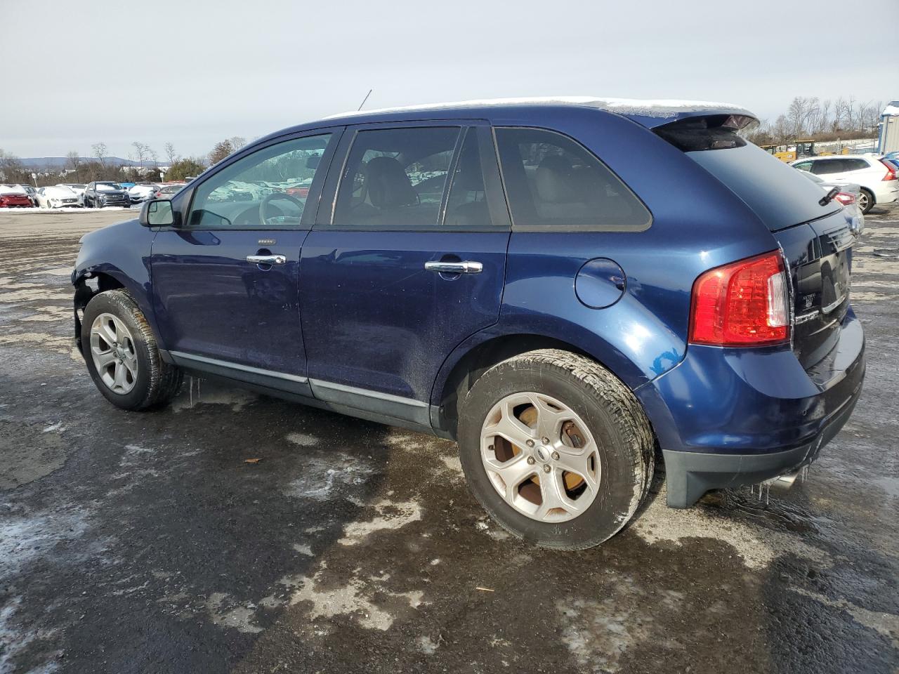 2011 Ford Edge - Image 2