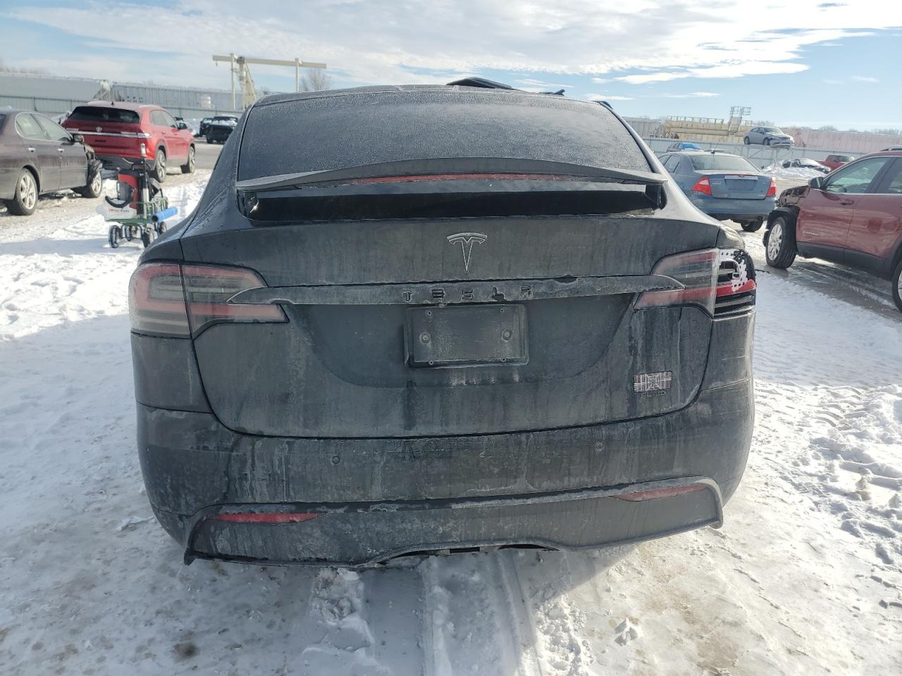 2022 Tesla Model X VIN: 7SAXCBE66NF342093 Lot: 88165005