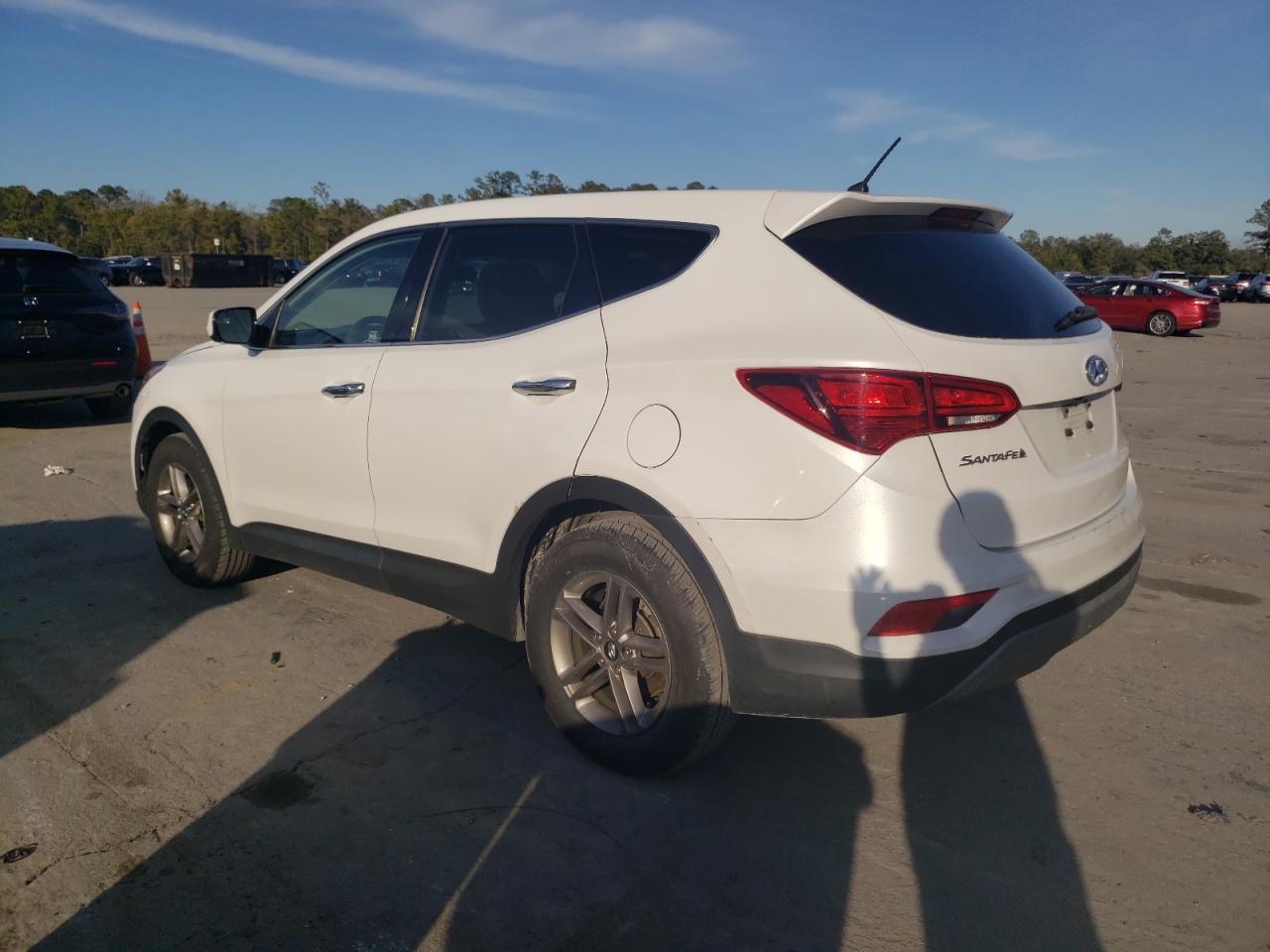2018 Hyundai Santa Fe - Image 2