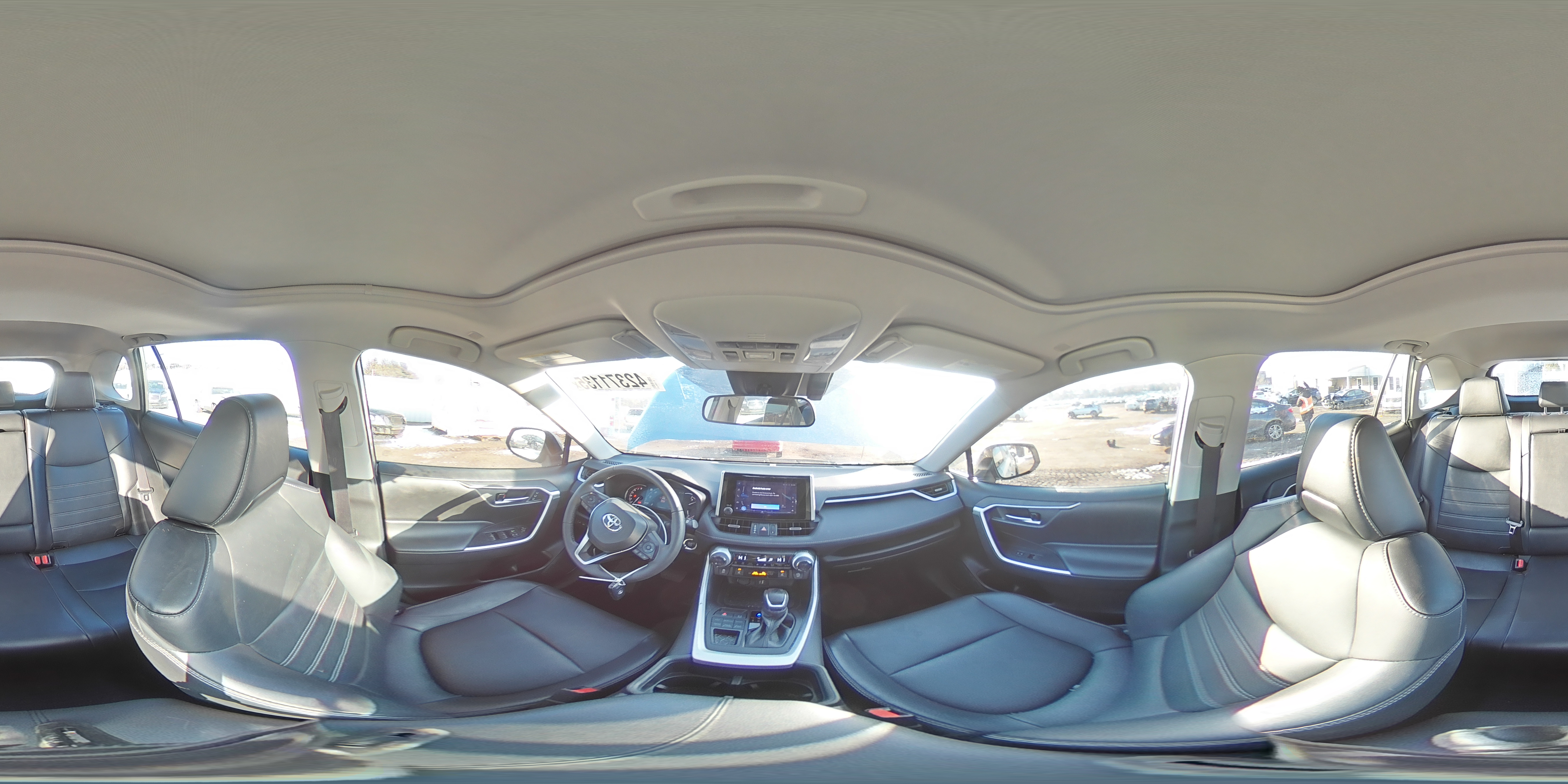 2023 Toyota RAV 4 - Image 14