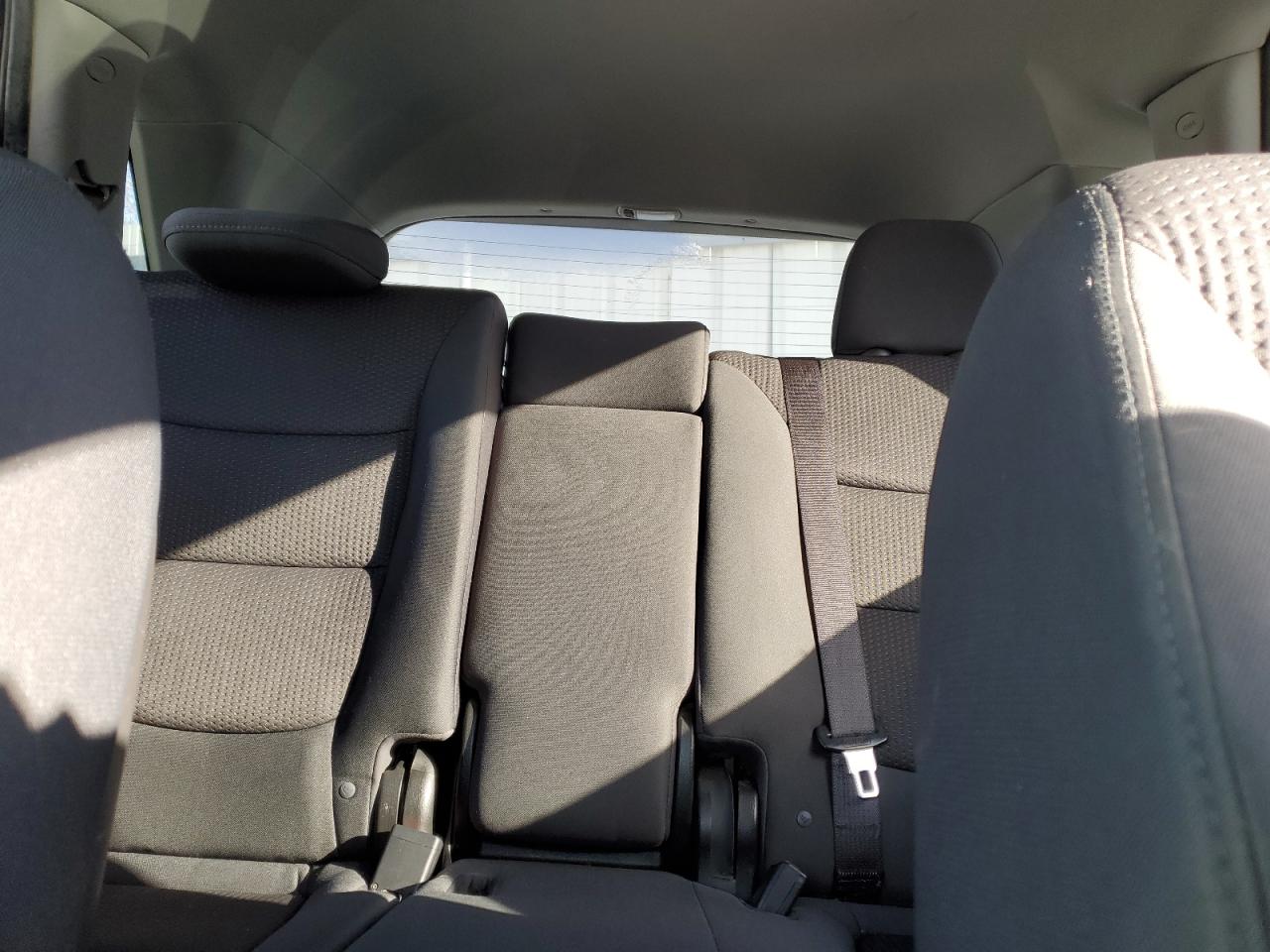 2011 Kia Sorento - Image 10