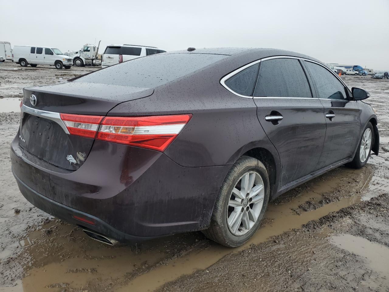 2015 Toyota Avalon - Image 3