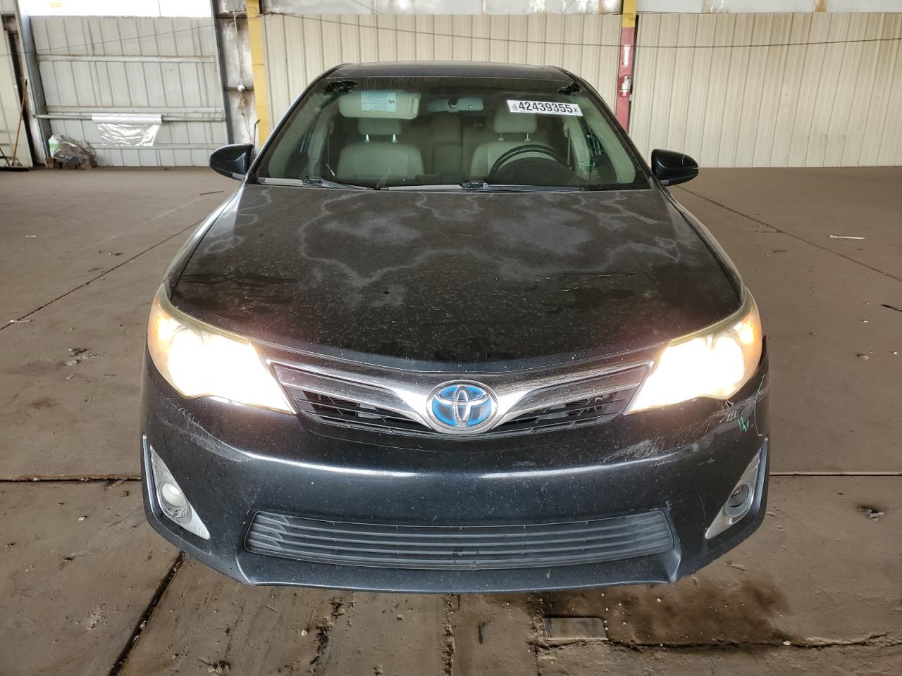 2012 Toyota Camry - Image 5