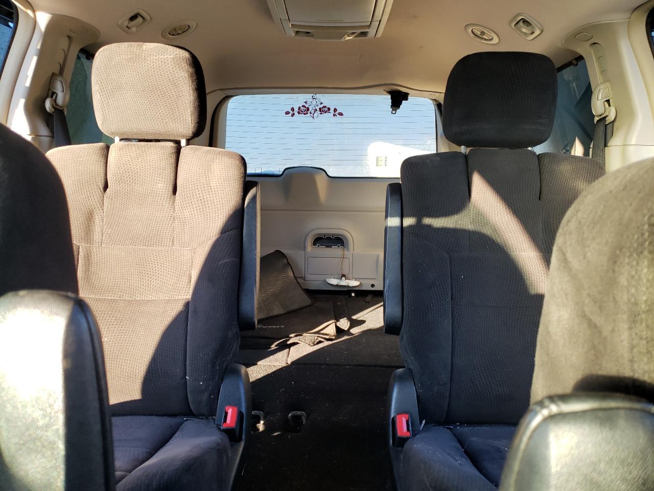 2012 Dodge Caravan - Image 10