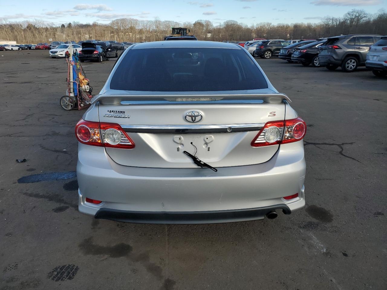 2011 Toyota Corolla - Image 6