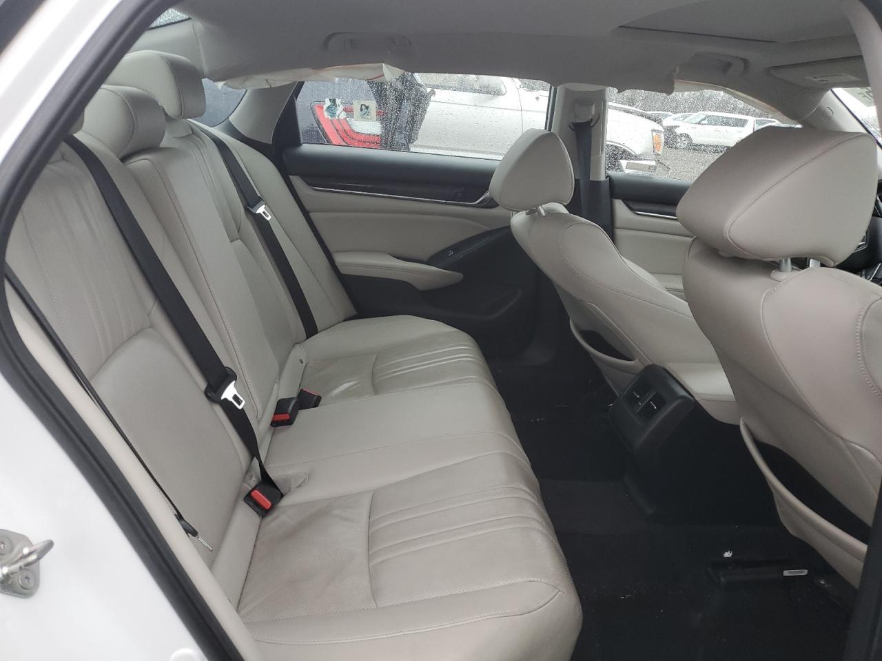 2019 Honda Accord - Image 10