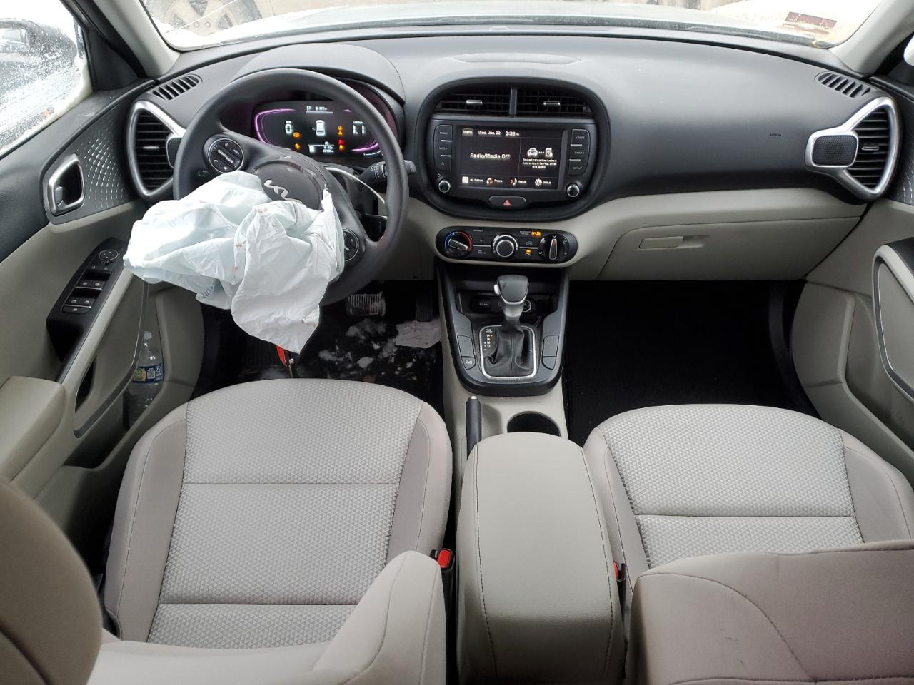 2023 Kia Soul - Image 8