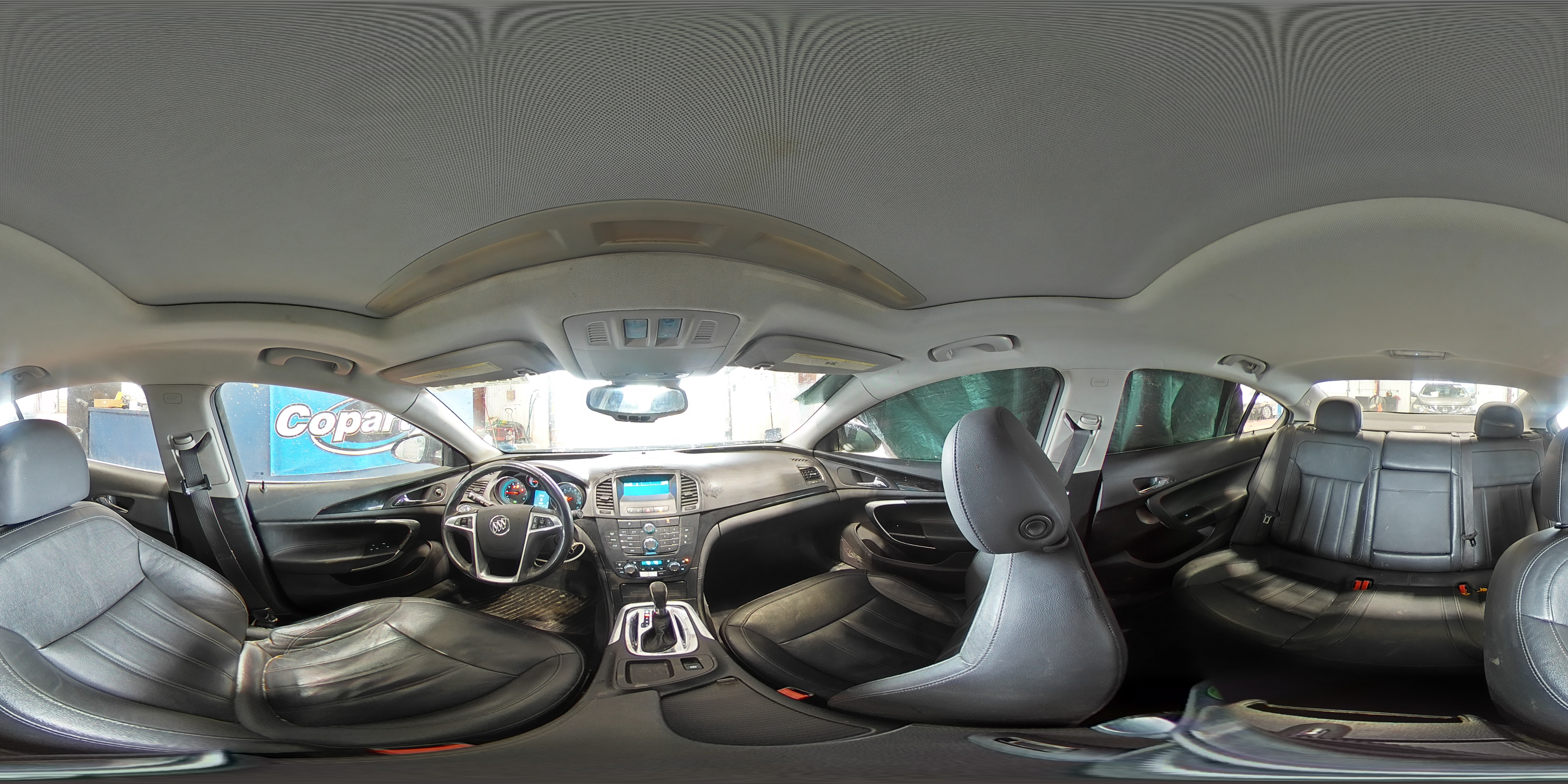 2011 Buick Regal - Image 14