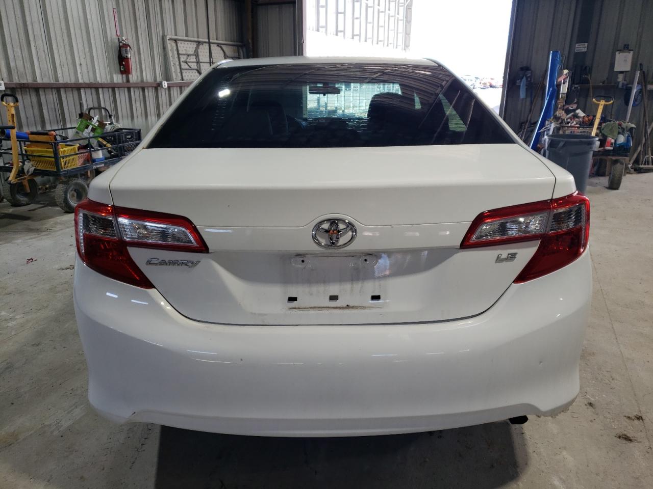 2012 Toyota Camry - Image 6
