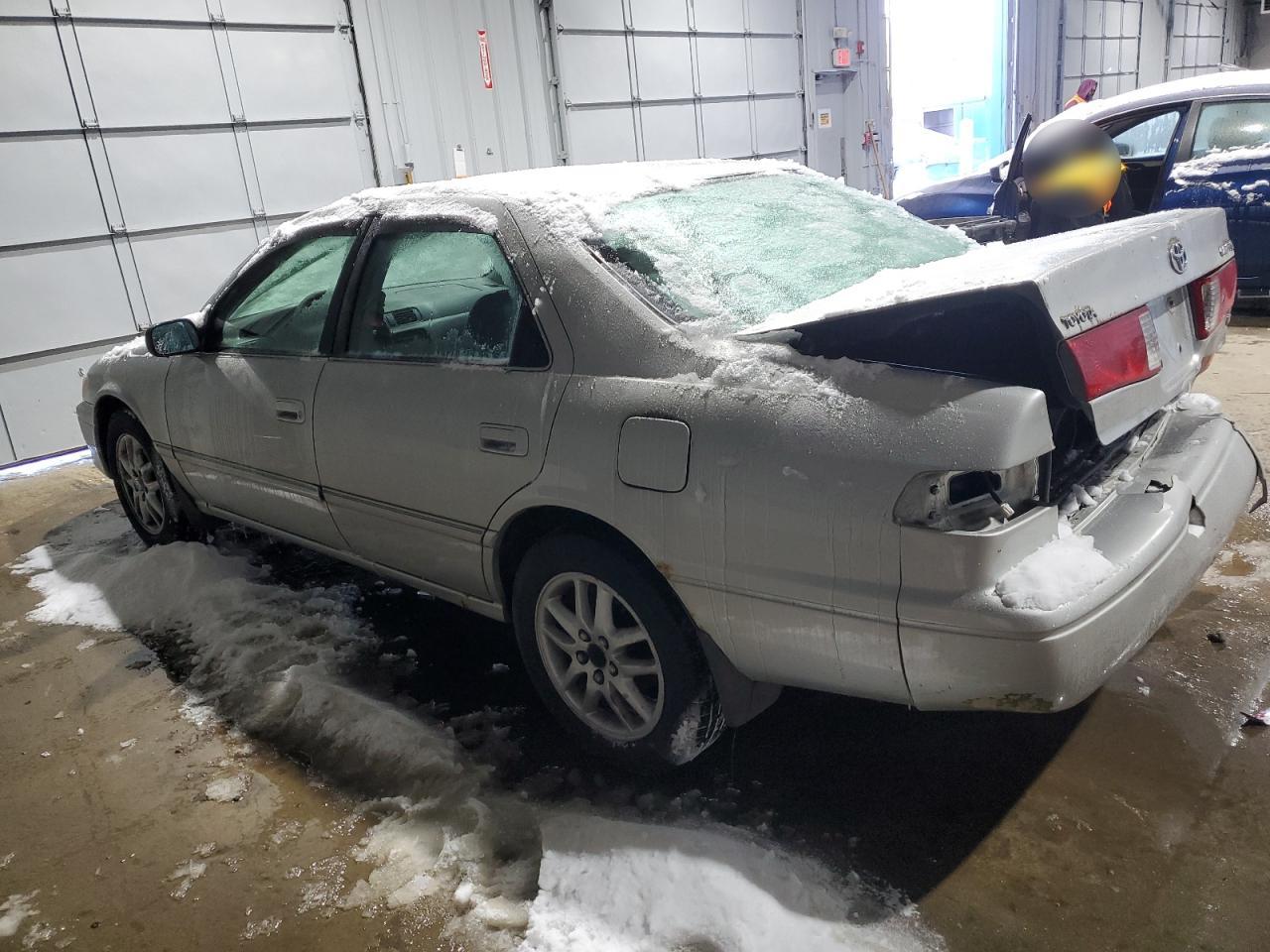 2001 Toyota Camry - Image 2