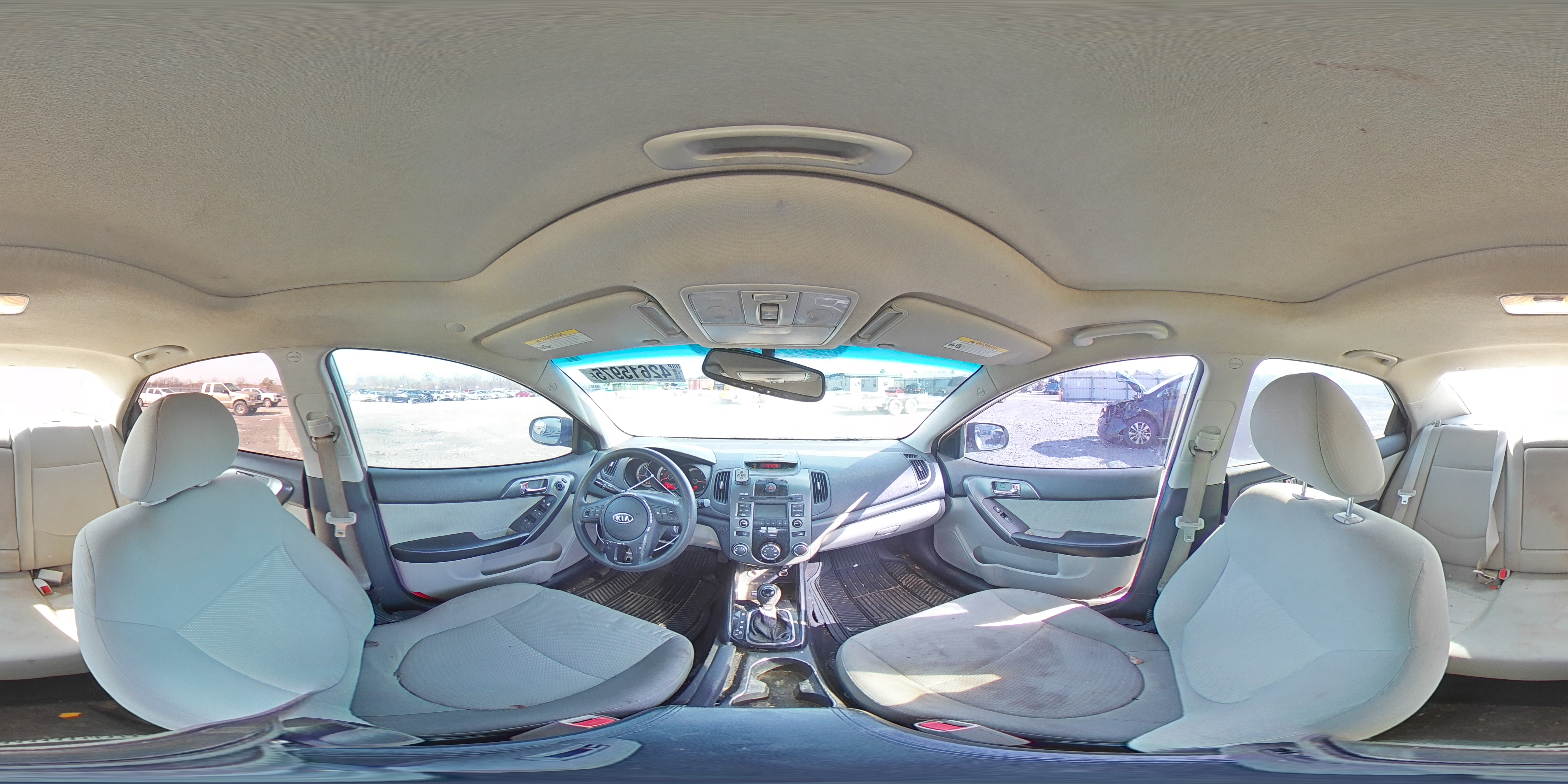 2013 Kia Forte - Image 13