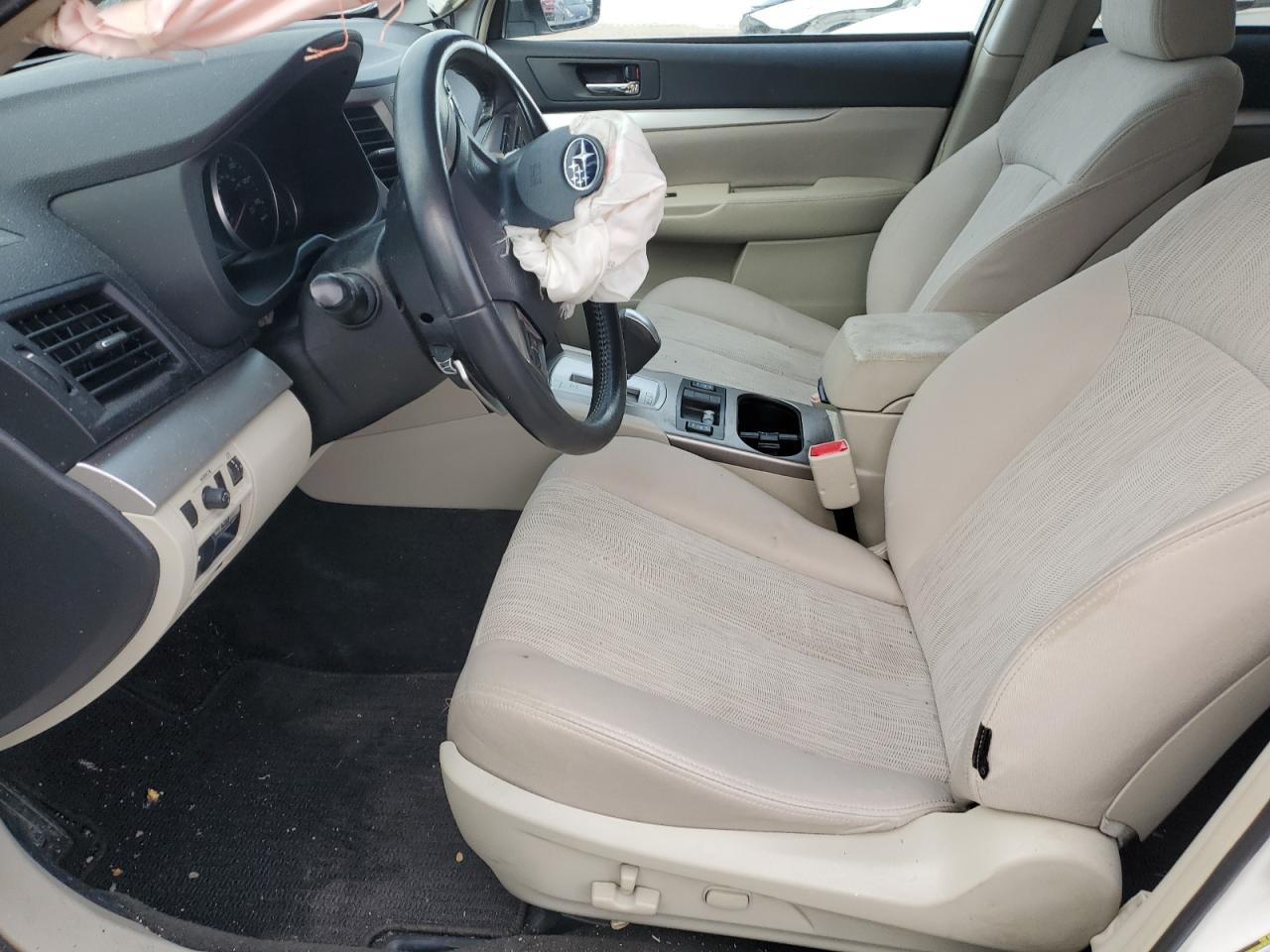 2013 Subaru Outback - Image 7
