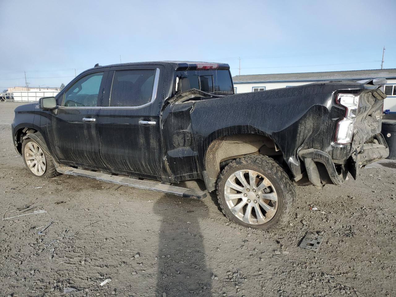 2022 Chevrolet Silverado - Image 2