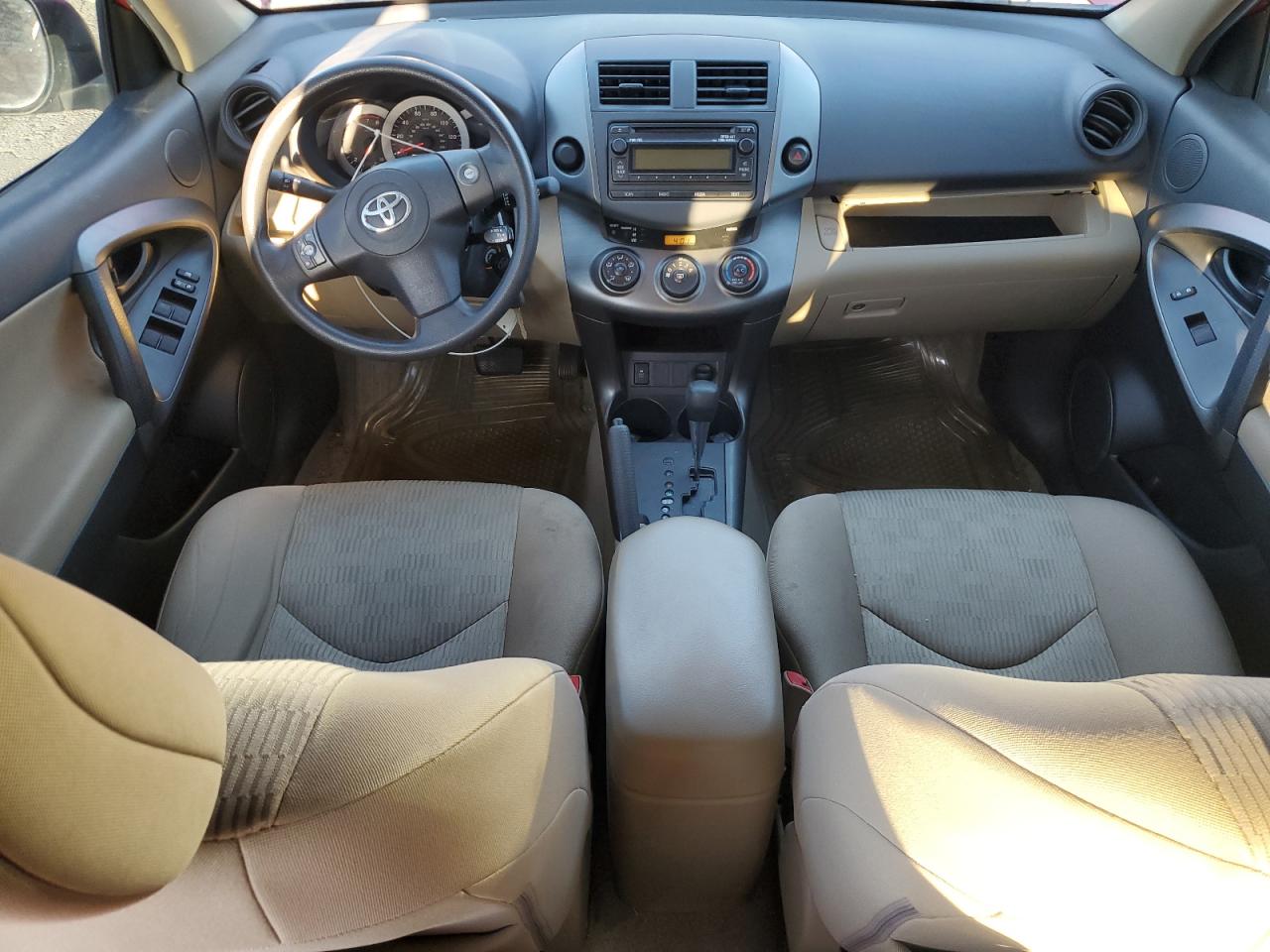 2012 Toyota RAV 4 - Image 8