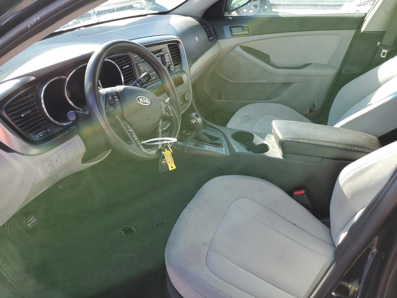2011 Kia Optima - Image 7