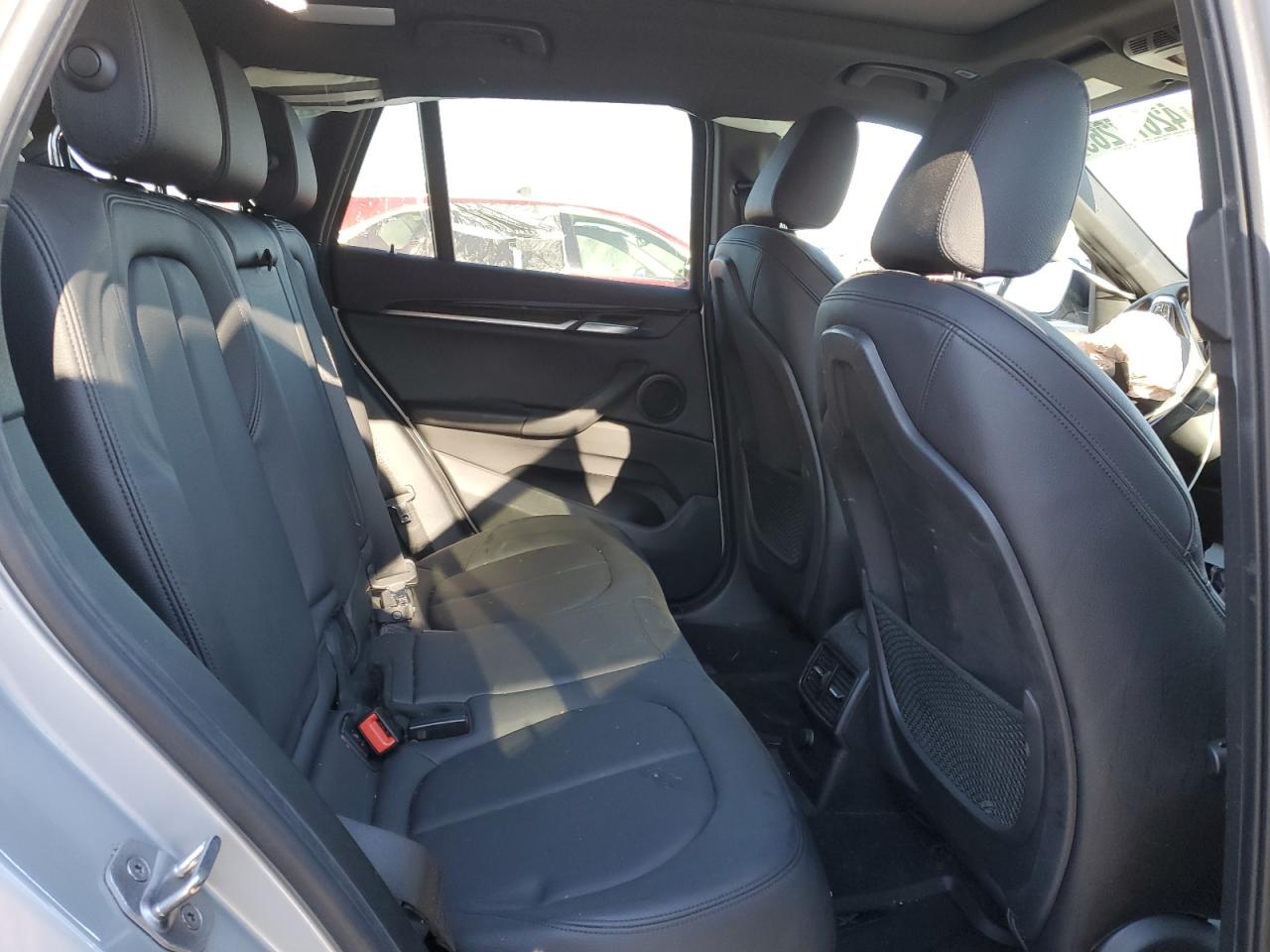 2017 BMW X1 - Image 12