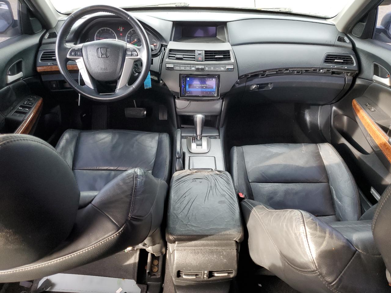 2011 Honda Accord - Image 8