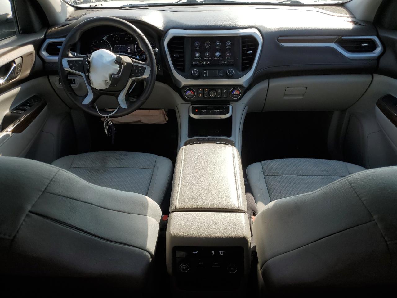 2022 GMC Acadia - Image 8