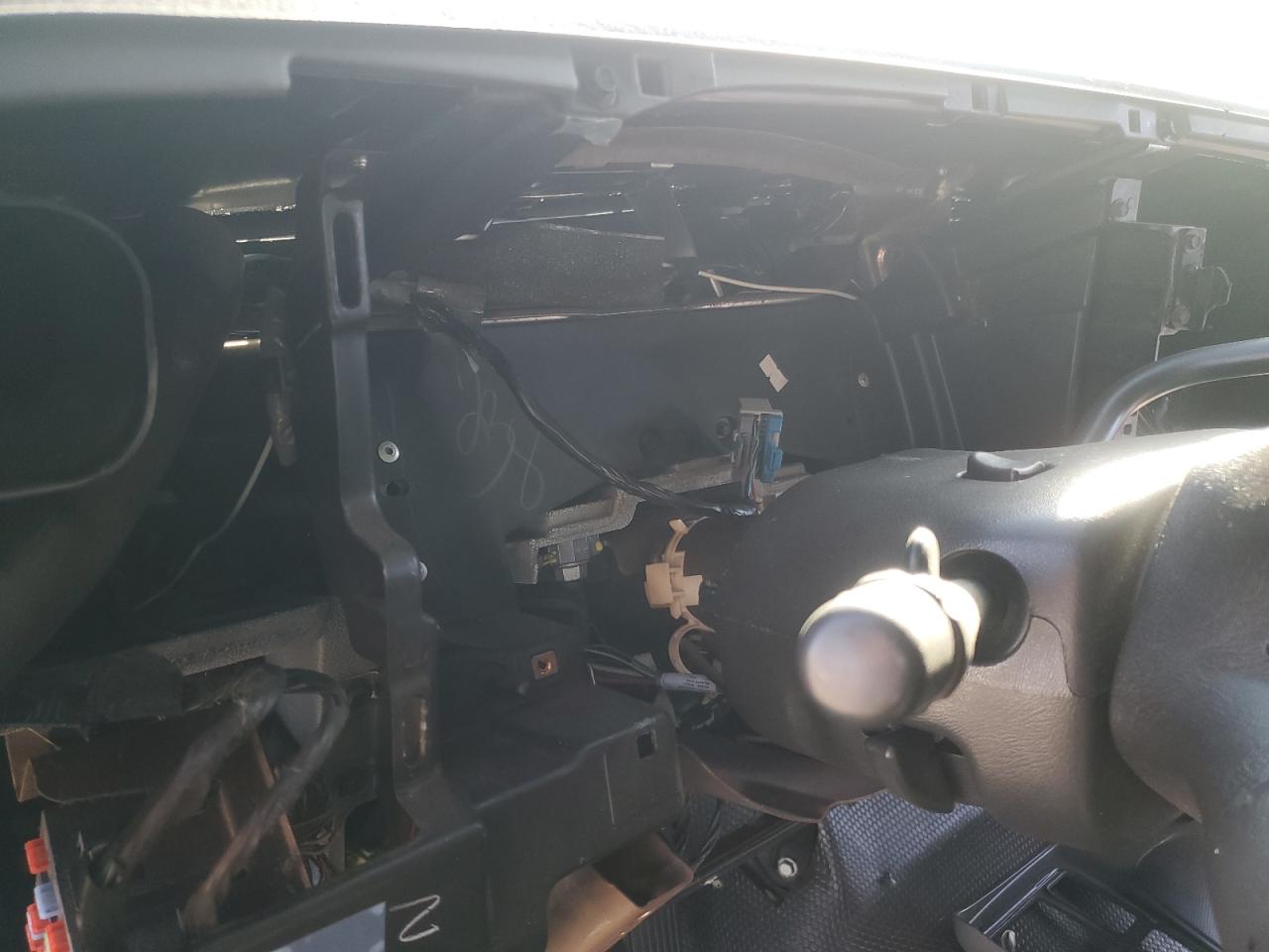 2006 GMC Sierra - Image 9