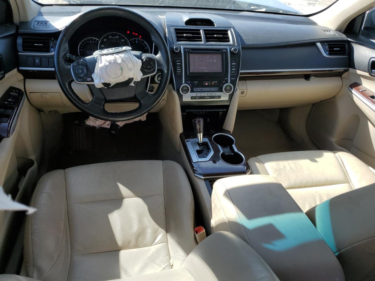 2012 Toyota Camry - Image 8