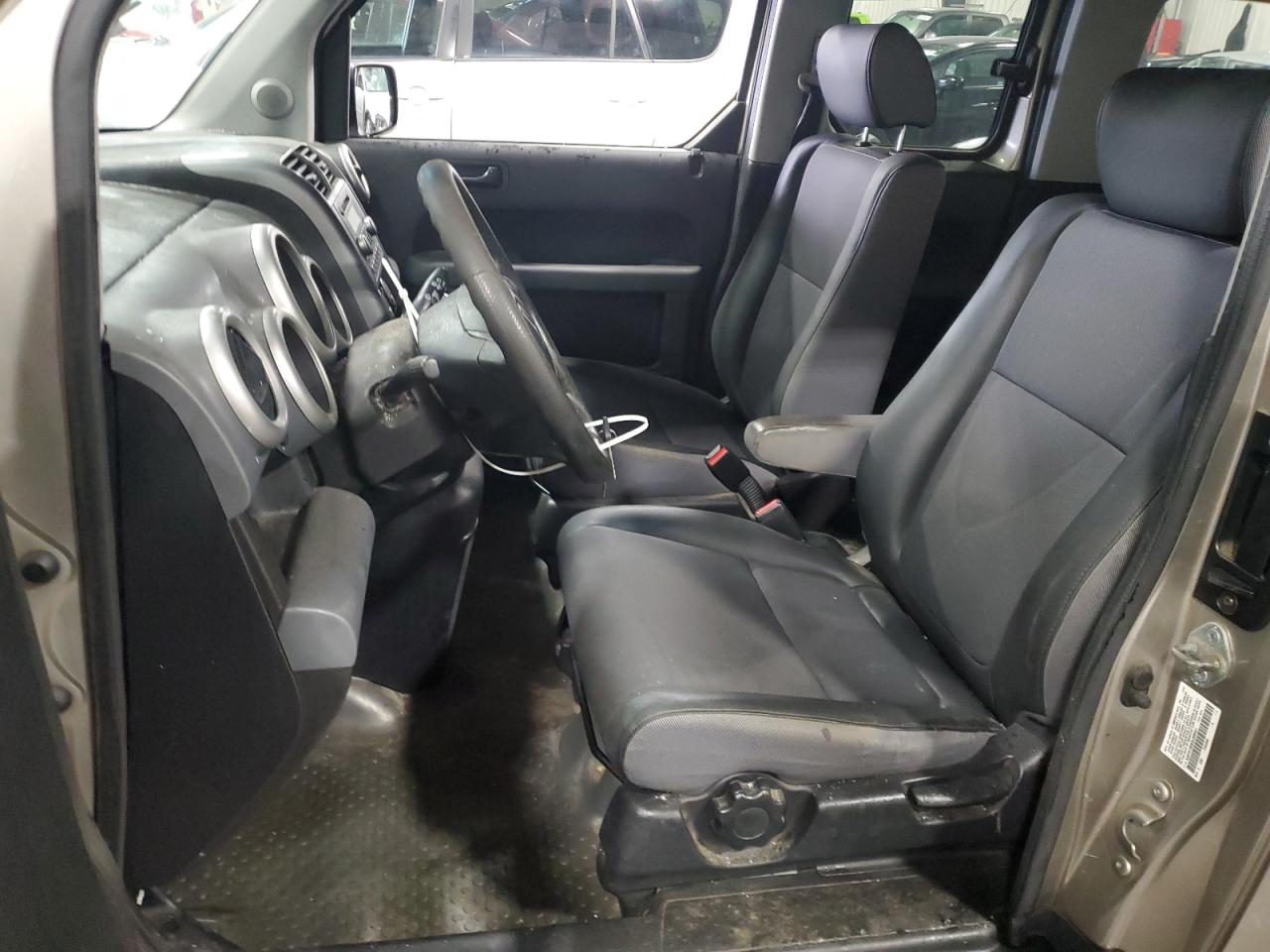 2003 Honda Element - Image 7