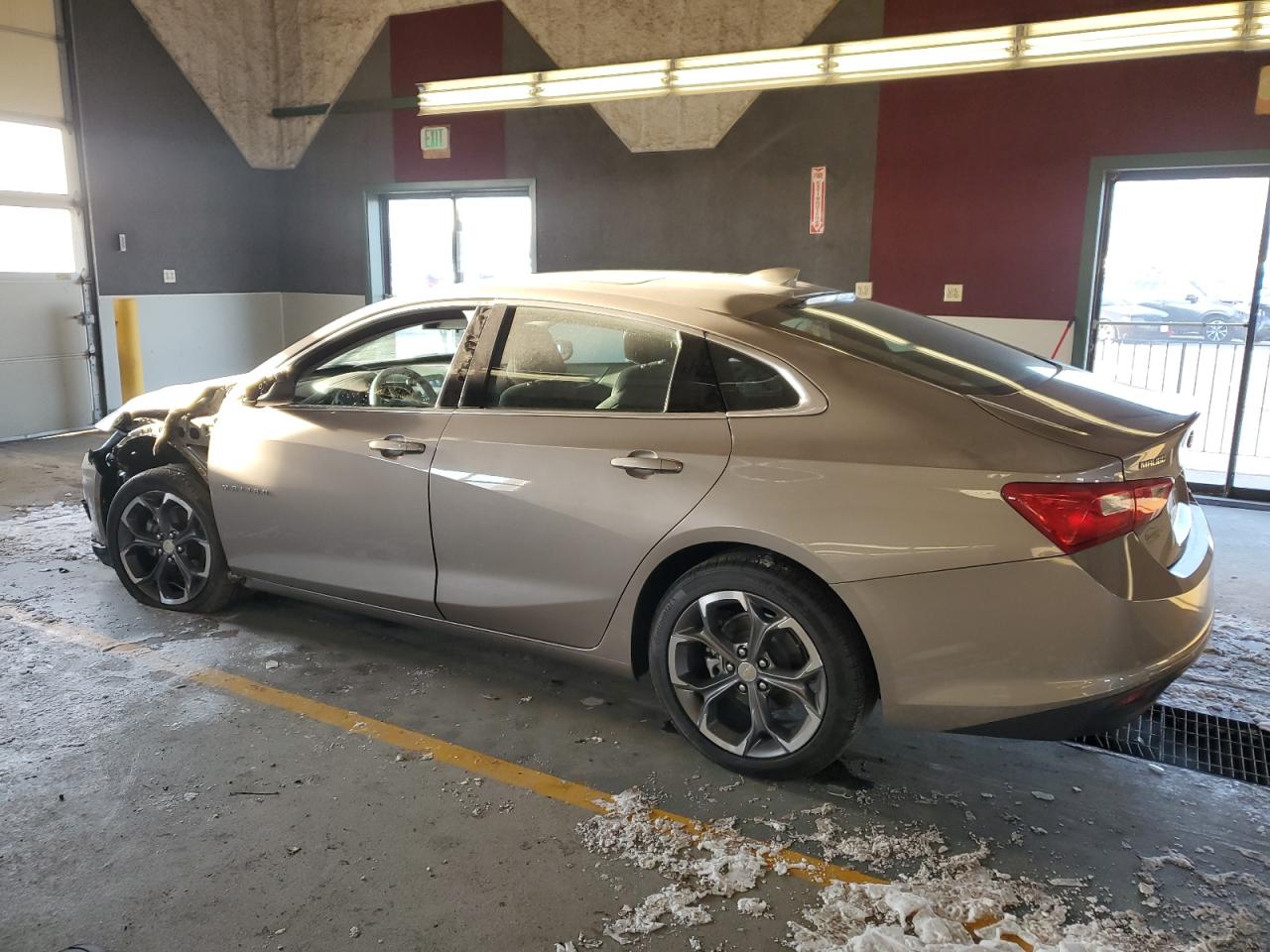 2023 Chevrolet Malibu - Image 2