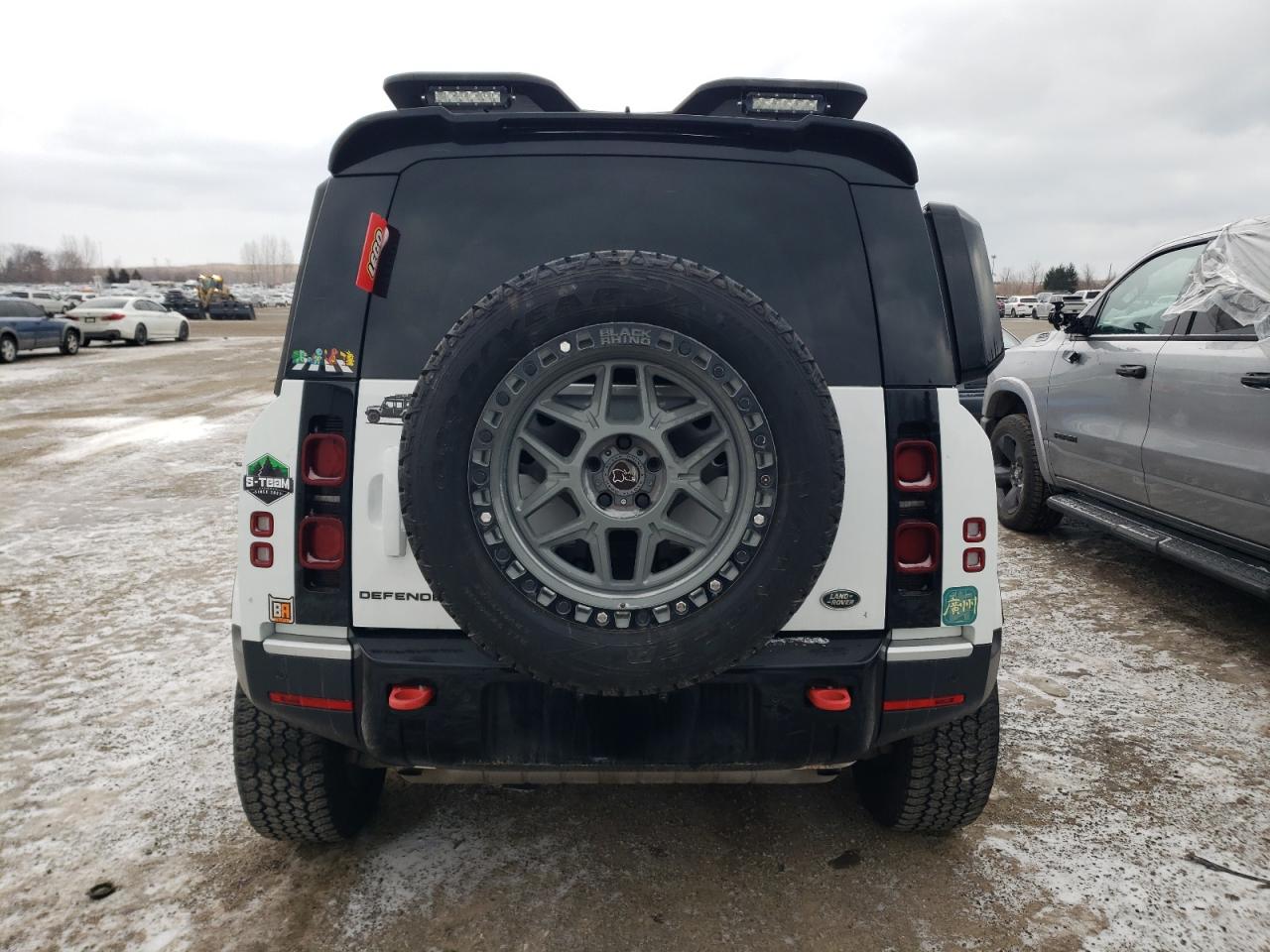 2023 Land Rover Defender 110 S VIN: SALEJ7EX5P2126248 Lot: 41765975
